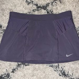 Woman’s Nike tennis skirt